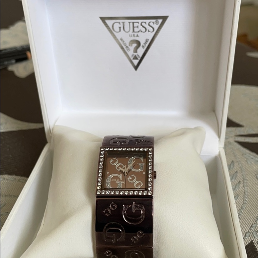 GUESS Brown Bling Watch 💎